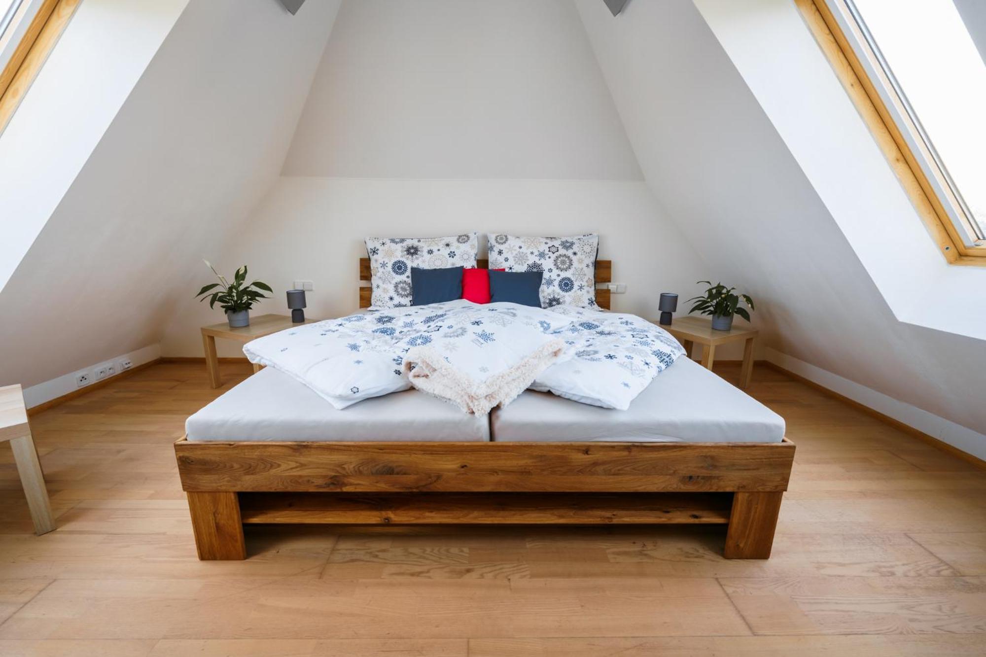 Ve Apartment *